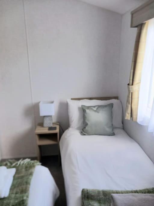 Sea Breeze, Modern, Cosy Holiday Home Haverigg المظهر الخارجي الصورة