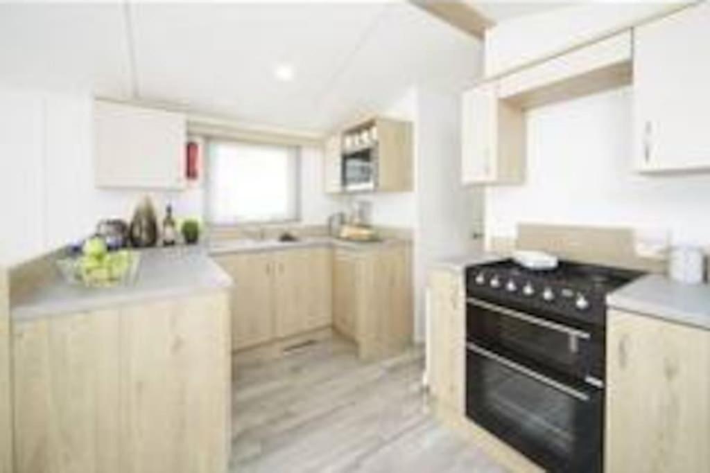 Sea Breeze, Modern, Cosy Holiday Home Haverigg المظهر الخارجي الصورة