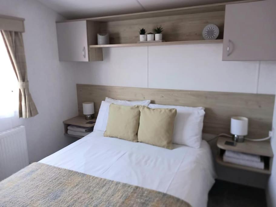 Sea Breeze, Modern, Cosy Holiday Home Haverigg المظهر الخارجي الصورة